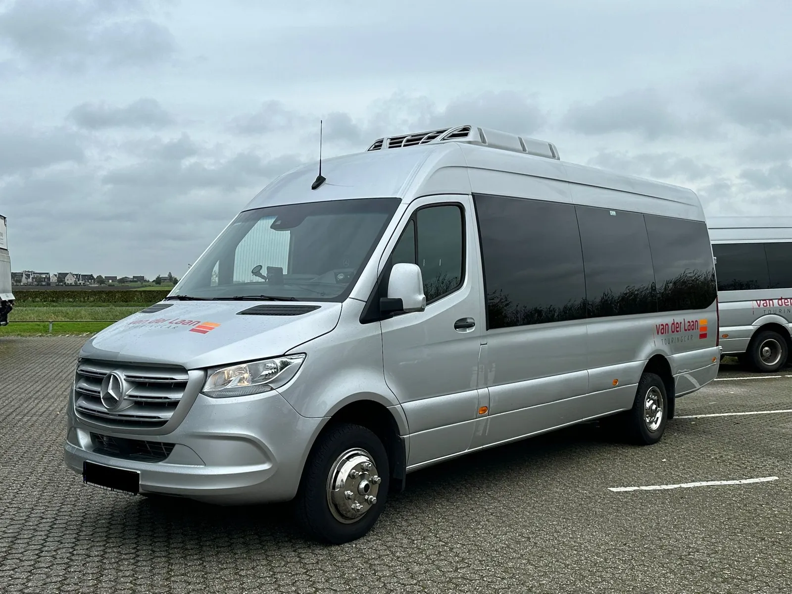 Foto van Minibus 19p