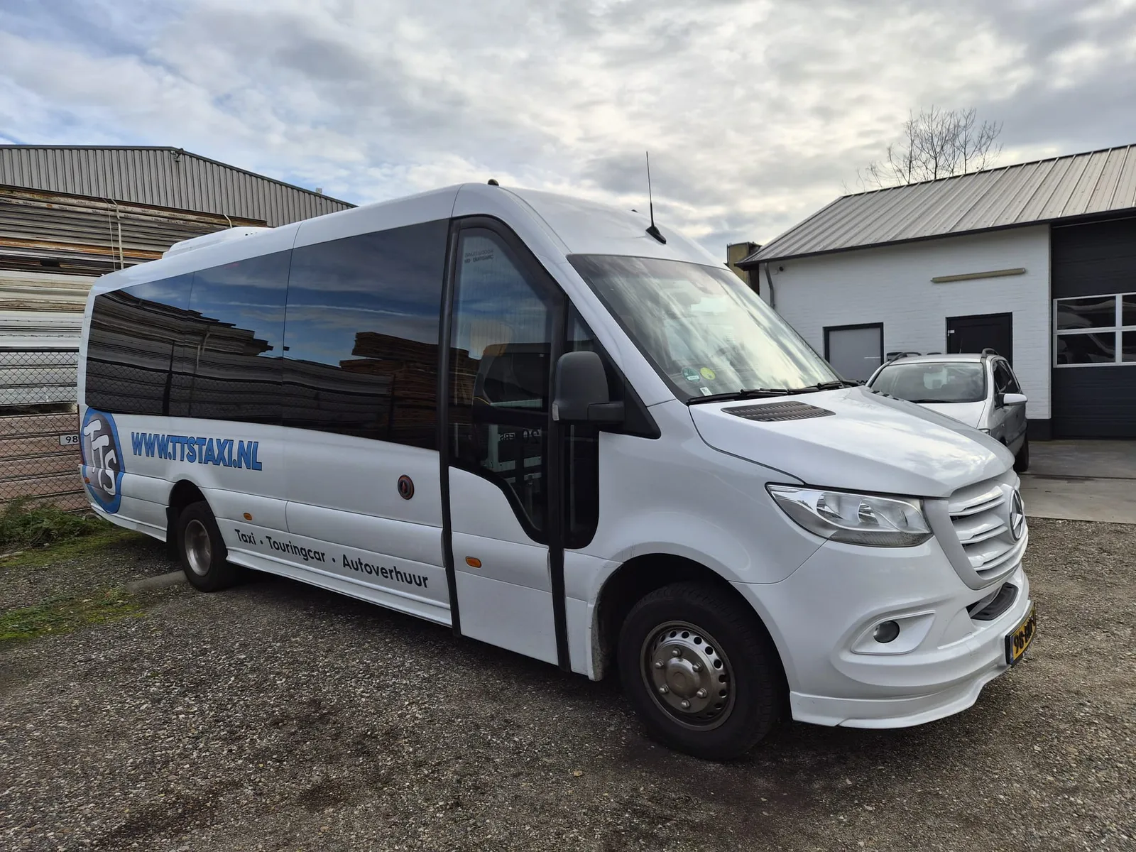 Foto van Mercedes Sprinter 20p